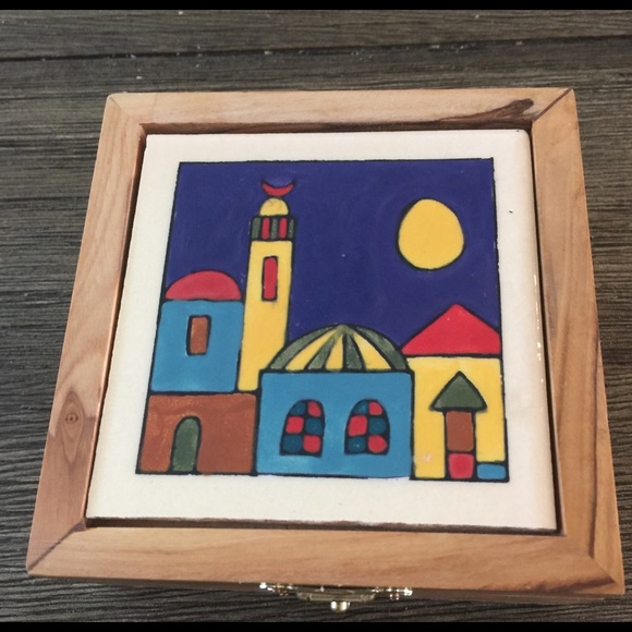 SANDROUNDI CERAMIC TILE TRINKET BOX - Picture 8 of 8